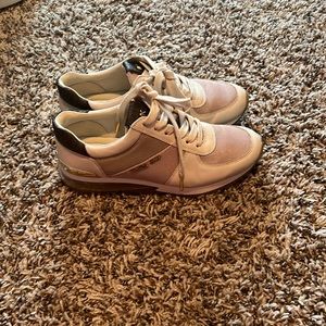 Michael kors sneakers